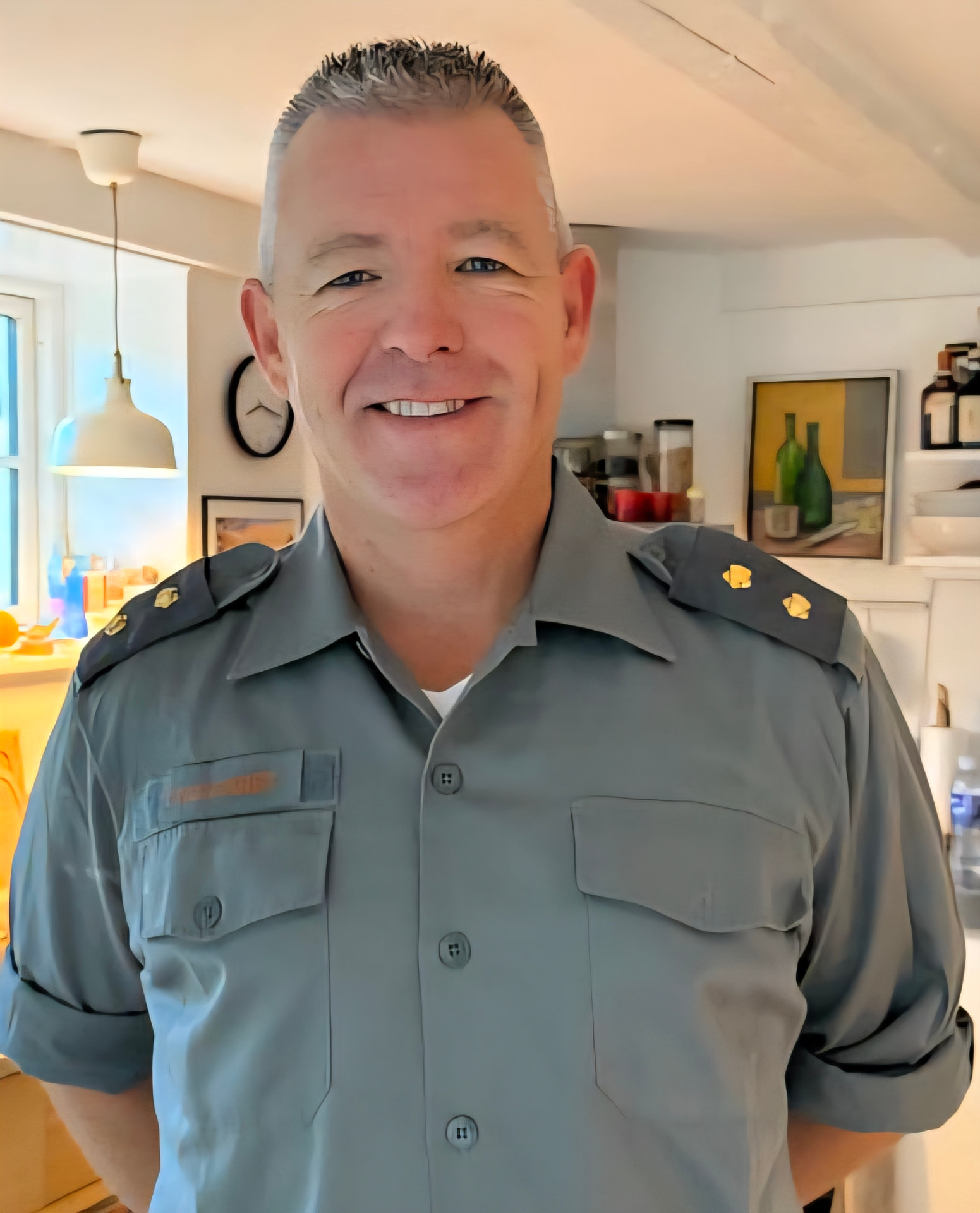 Mads Cronquist i beredskabsuniform